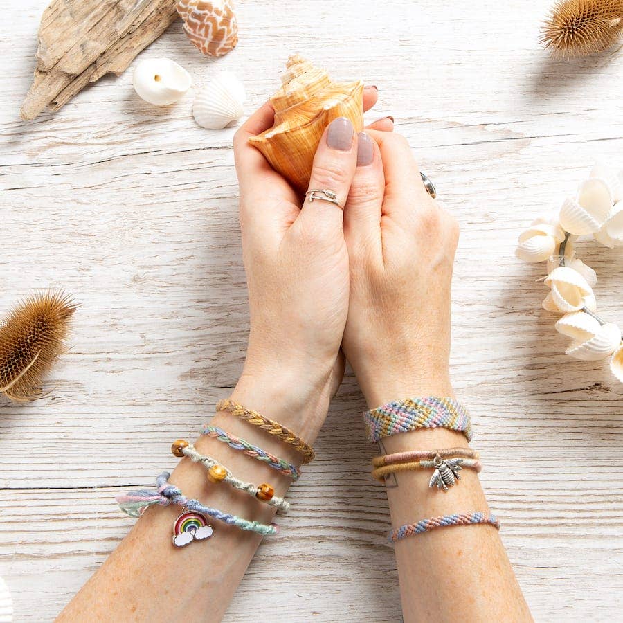 Friendship Bracelet Kit: Sunny Days